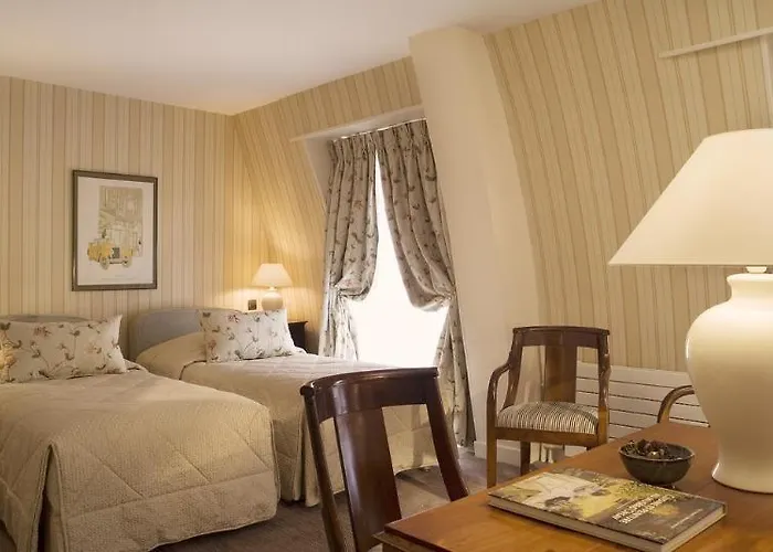 D'orsay - Esprit De France 4*